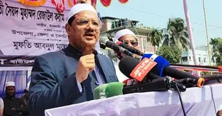 দাঁড়িপাল্লার এক পাল্লা আমেরিকা, অপর পাল্লা গোপনে ভারত: রেজাউল করিম